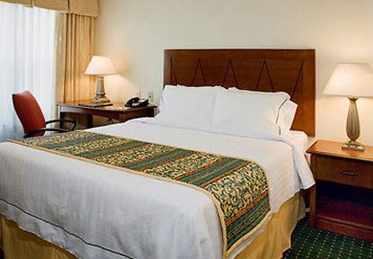 Residence Inn By Marriott Memphis Southaven Room photo